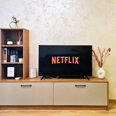 Chic, Sunny And Cozy One Bedroom Bliss 아파트 바르나