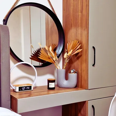 Chic, Sunny&cozy One Bedroom Bliss