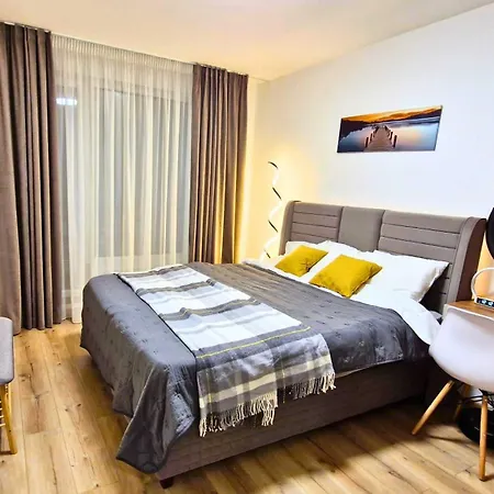 Modern With Free Parking And Balcony 公寓 *