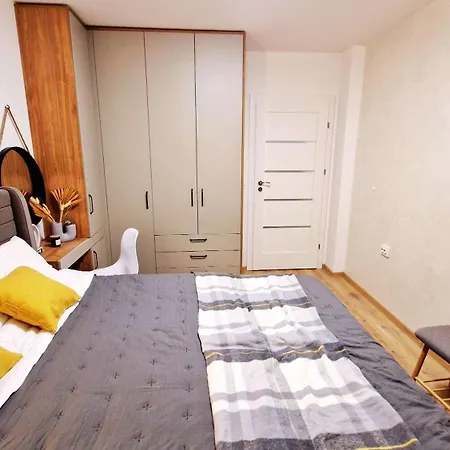 Modern With Free Parking And Balcony 公寓 *